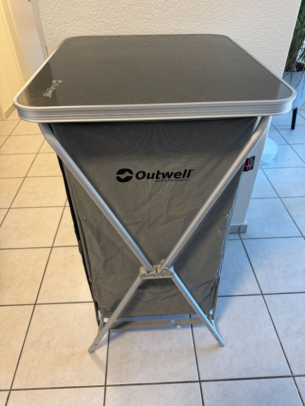 Outwell Schränke: Outwell - Campingschrank – Gebraucht aus Ennetmoos von wilk-inson 3