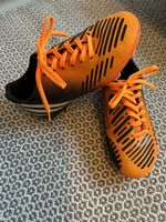 Adiddas Fussball Schuhe grosse 31