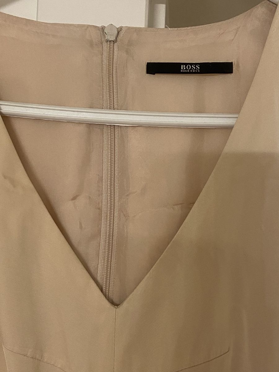 Hugo Boss Vestiti: Sehr schönes Kleid von Boss – Usato da Triesen venduto da vla_z6rh 2