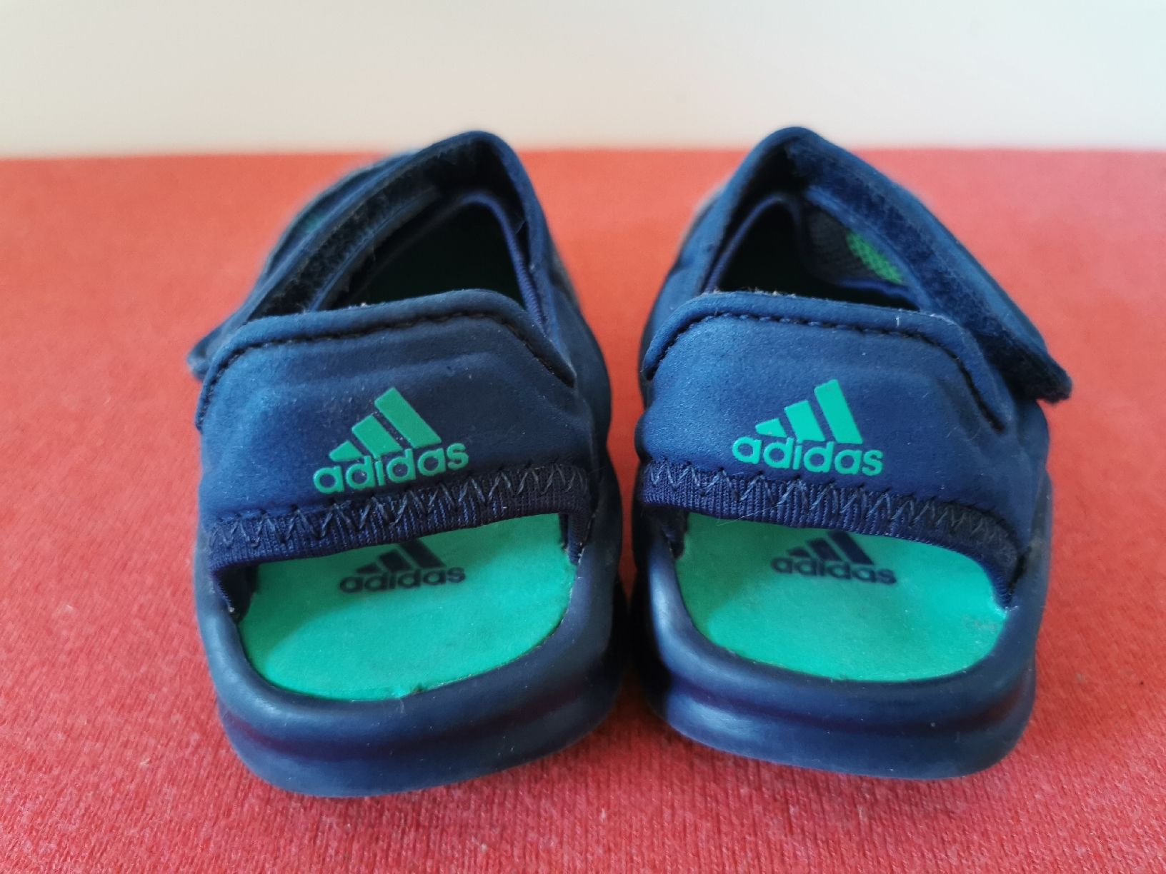 Adidas Chaussures garçon: Adidas Kinder Schuhe Gr 20 – D'occasion à Schlieren par vlalif 2