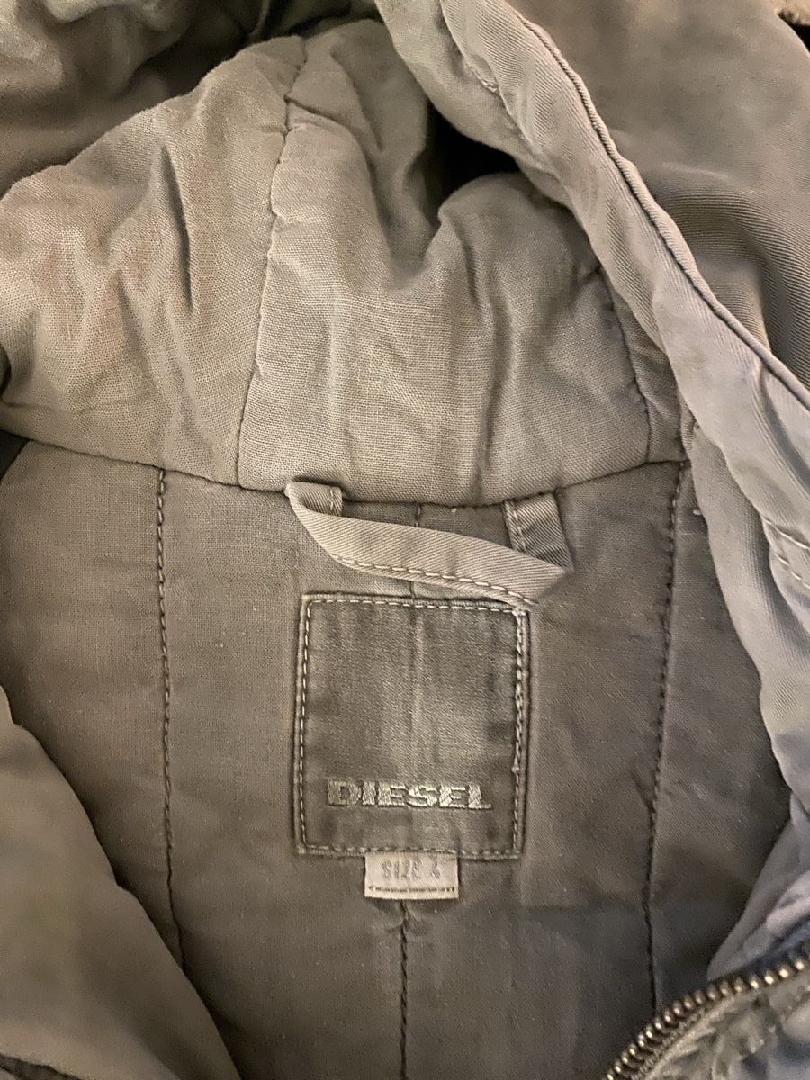 Diesel Giacche: Diesel Winterjacke, Gr. 4 (Kinder) – Usato da Zürich venduto da sar_7s87 3