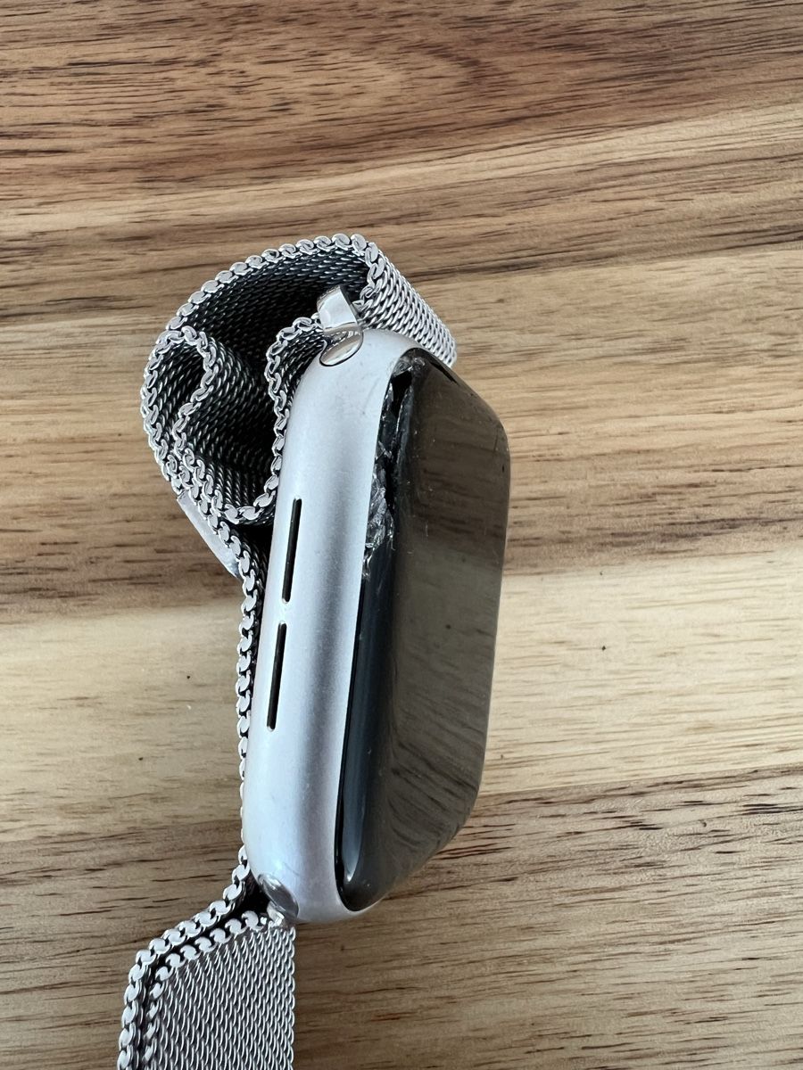 Apple Smartwatch: Apple Watch Series 5, 44mm – Difettoso da Wil SG venduto da DaniB. 4