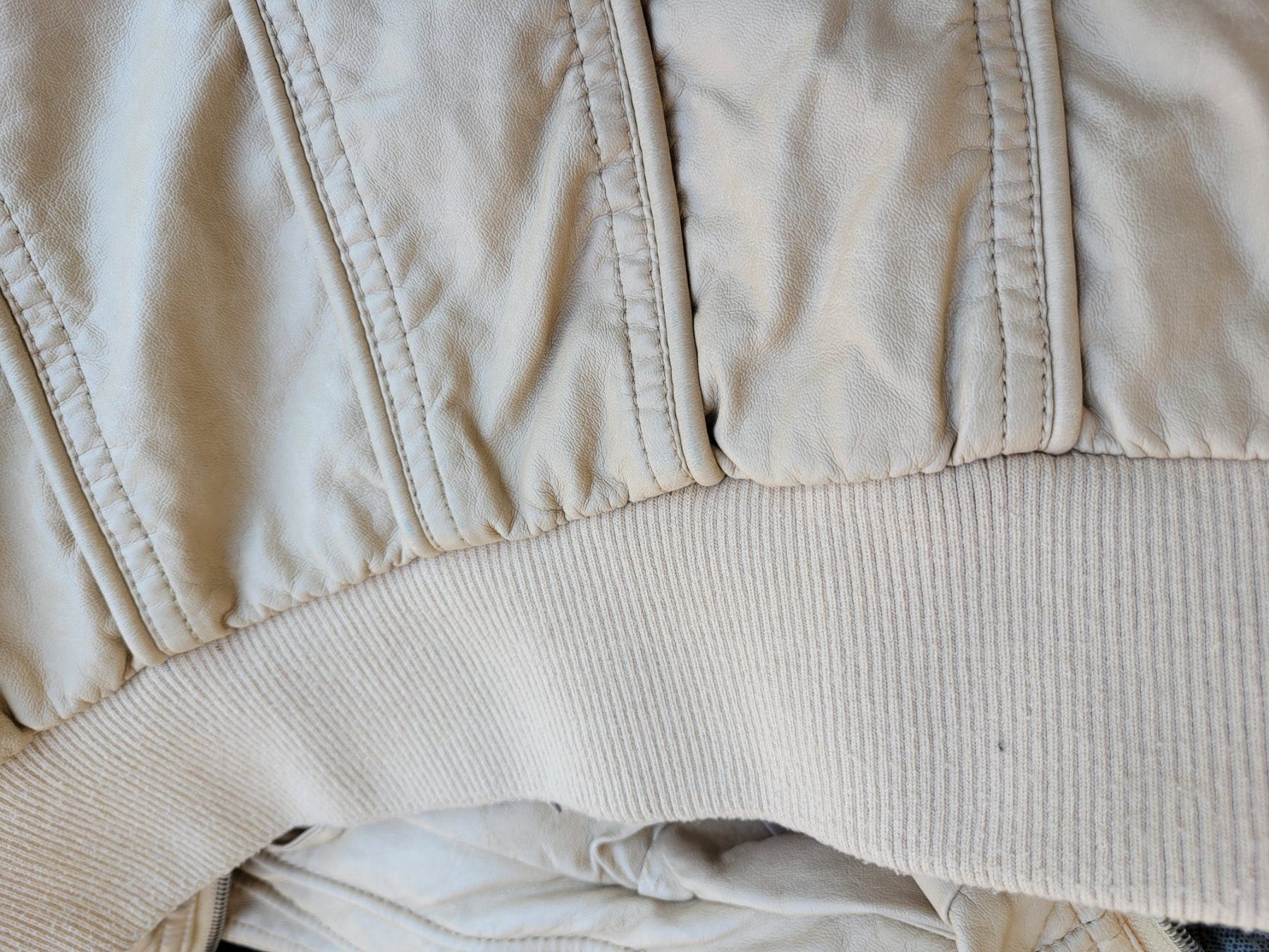 Giacche: L / 42, Kunstleder JACKE in Beige – Usato da Nottwil venduto da echtMOMO 5