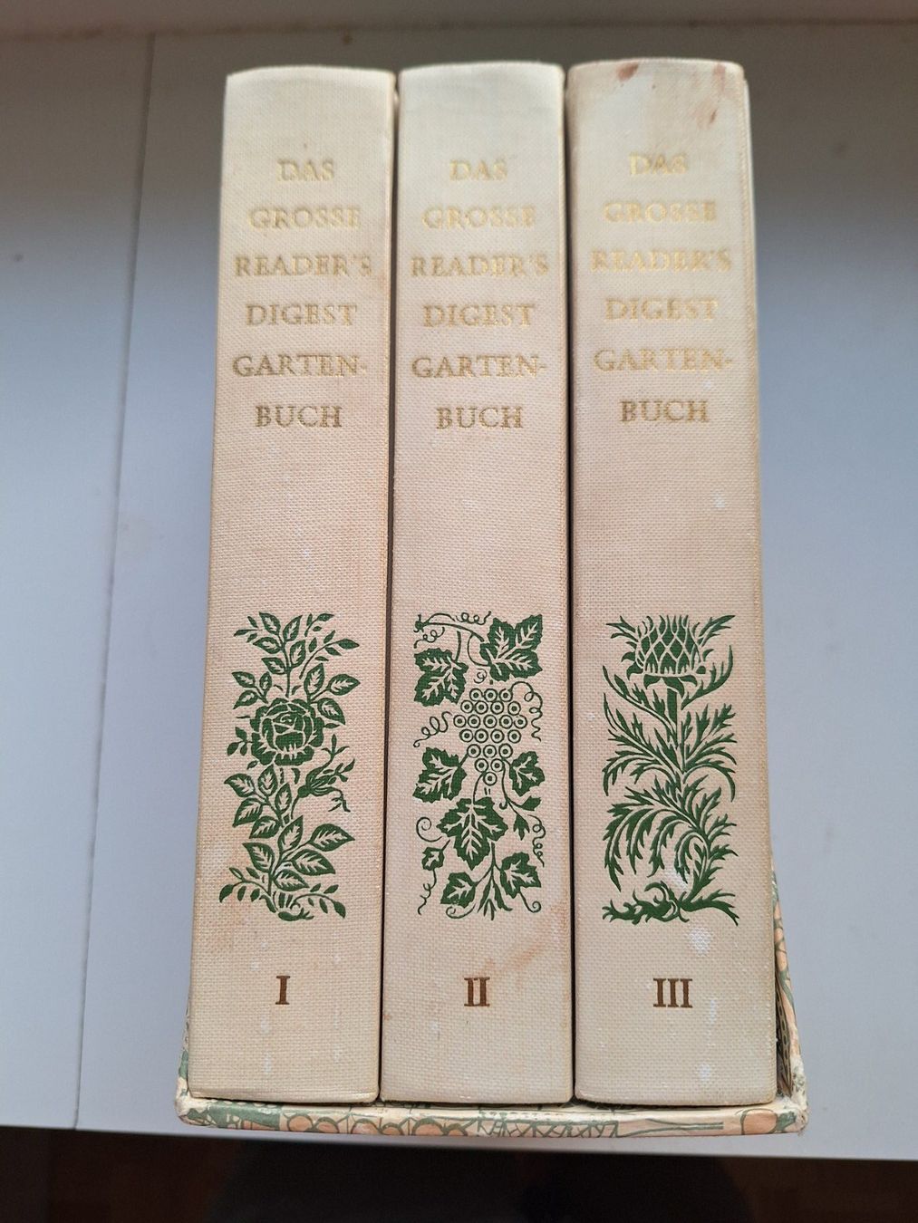 Bücher: Das grosse Reader's Digest Gartenbuch, 3 Bände, 1965! Top... – Gebraucht aus Zürich von t24_de