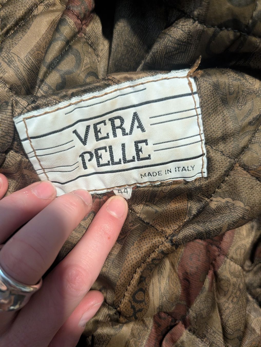 Jacken: Braune Vintage-Wildlederjacke – Gebraucht aus St. Gallen von nadinewho 3