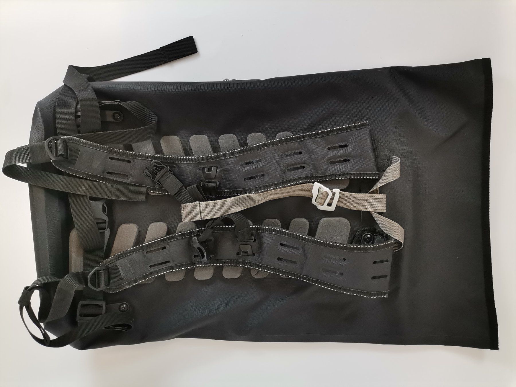 Ortlieb Zaini: ORTLIEB - Tagesrucksack, Schwarz – Usato da Schaffhausen venduto da Restwert_SH 1