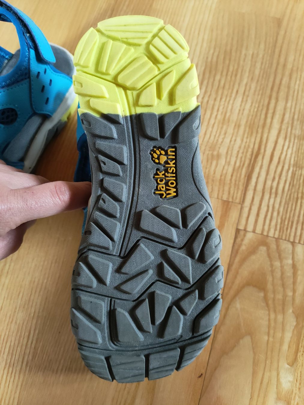 Jack Wolfskin Scarpe per ragazzi: Jack Wolfskin Sandale Grösse 33 – Usato da Ins venduto da variable 2