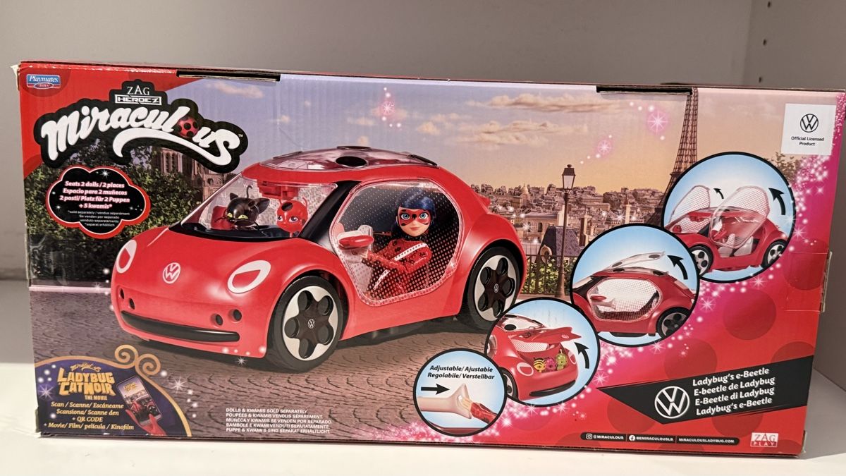 Spielzeuge: Miraculous Ladybug E-Beetle Spielzeugauto neu – Neu und originalverpackt aus Basel von Zomeg 9