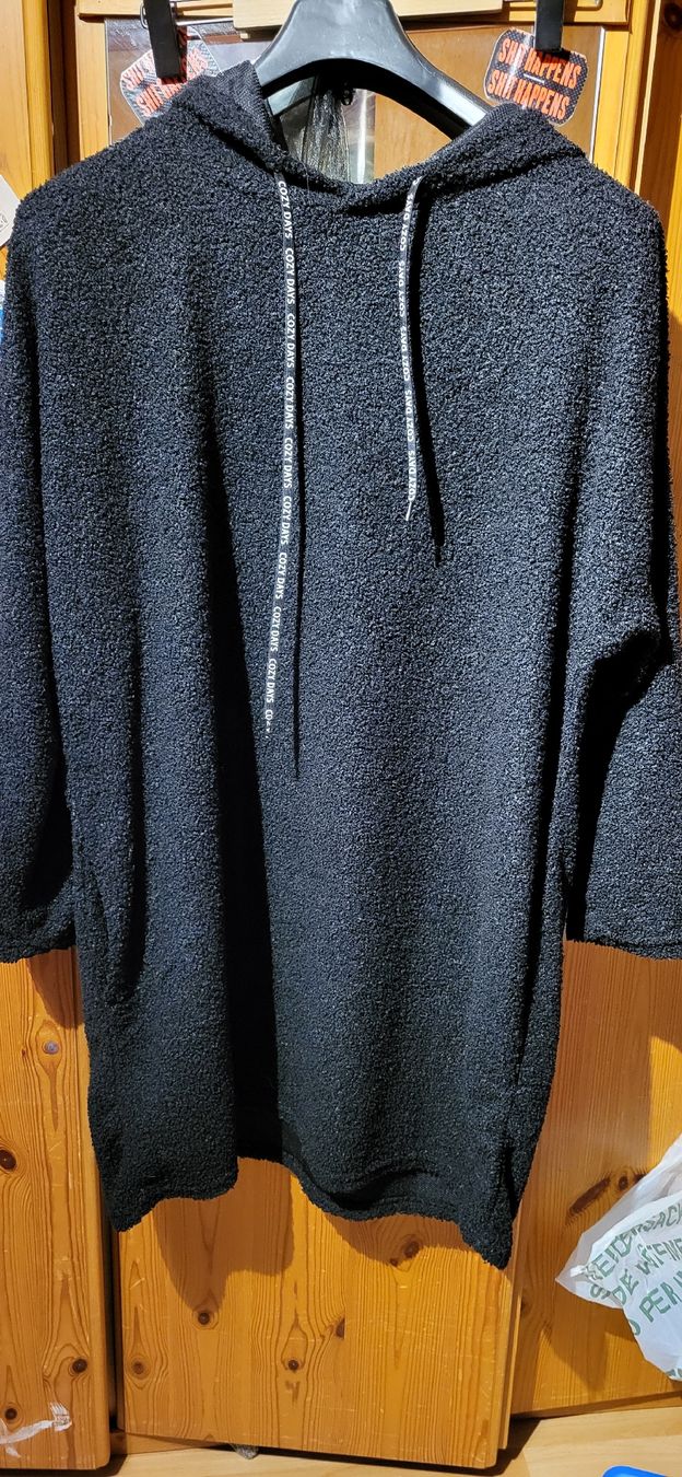 Maglioni & Felpe: Damen Longpulli mit Seitentasche xl – Usato da Schweizersholz venduto da fuchs06