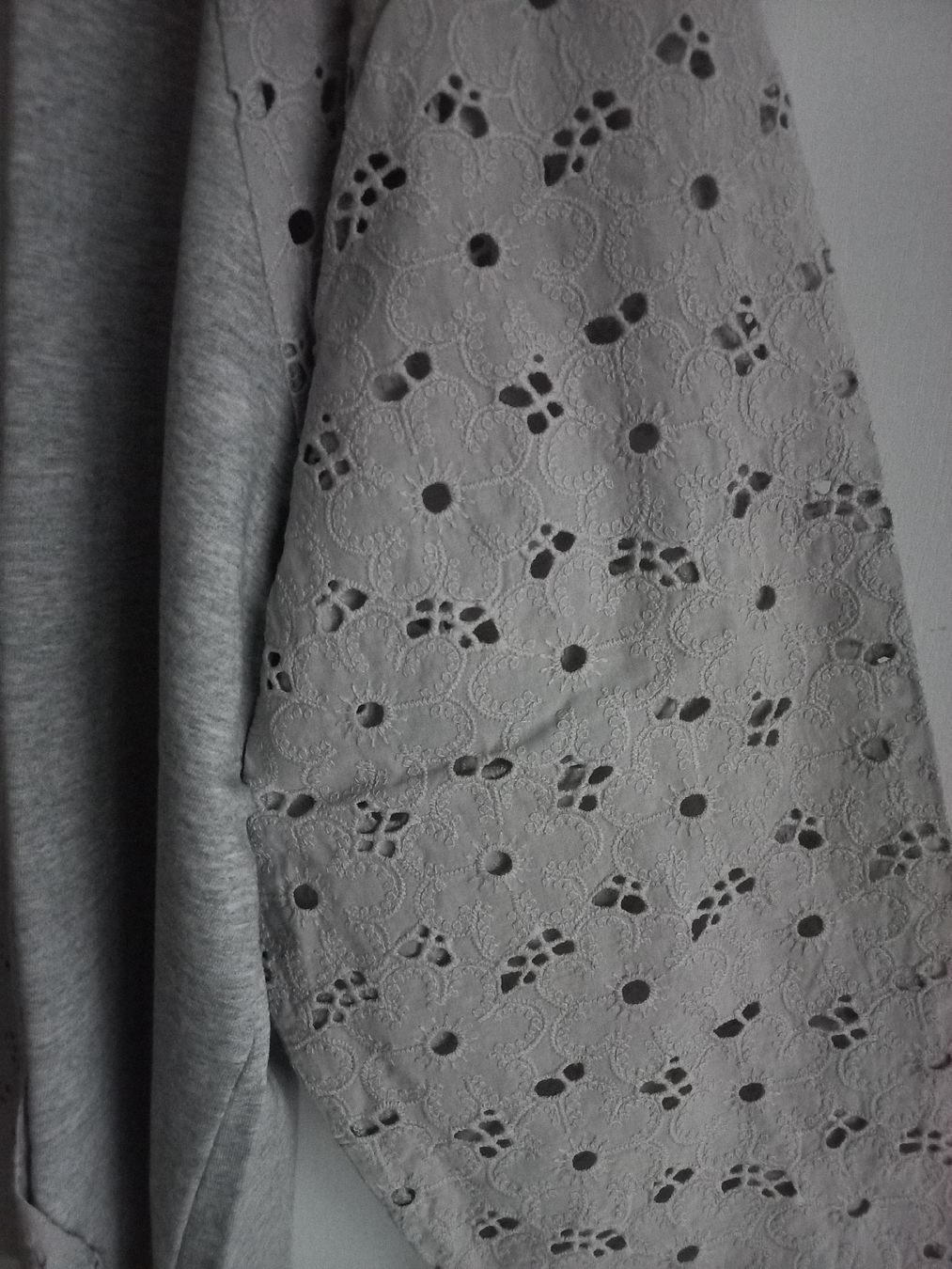Maglioni & Felpe: Pullover von Ulla Popken Gr. 54/56 – Nuovo (secondo la descrizione) da Oberuzwil venduto da venditum. 2
