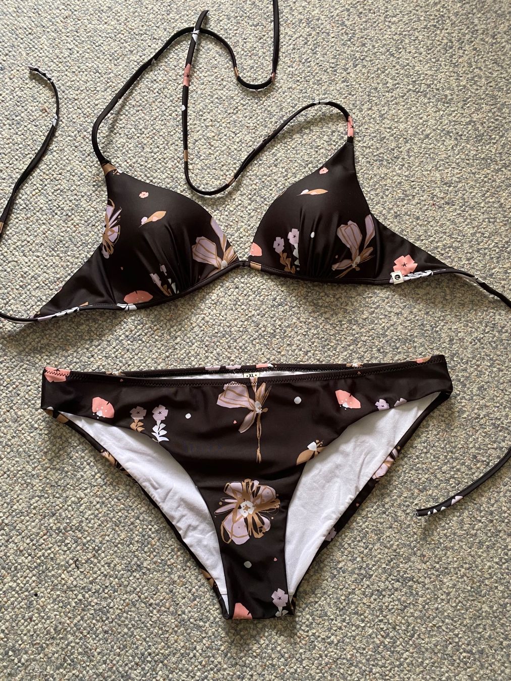 Maloja Costumi da bagno & Bikini: Maloja Bikini Gr. M/XL, Deep Black Flora – Nuovo (secondo la descrizione) da Summaprada venduto da hirschuh506