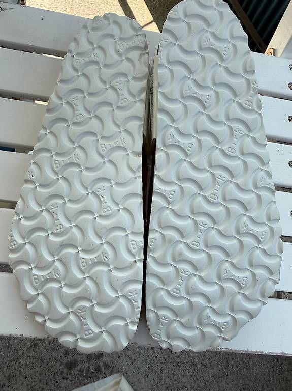Birkenstock Scarpe da donna: Birkenstock Gizeh Größe 38 – Usato da Zürich venduto da bil_s7tp 2