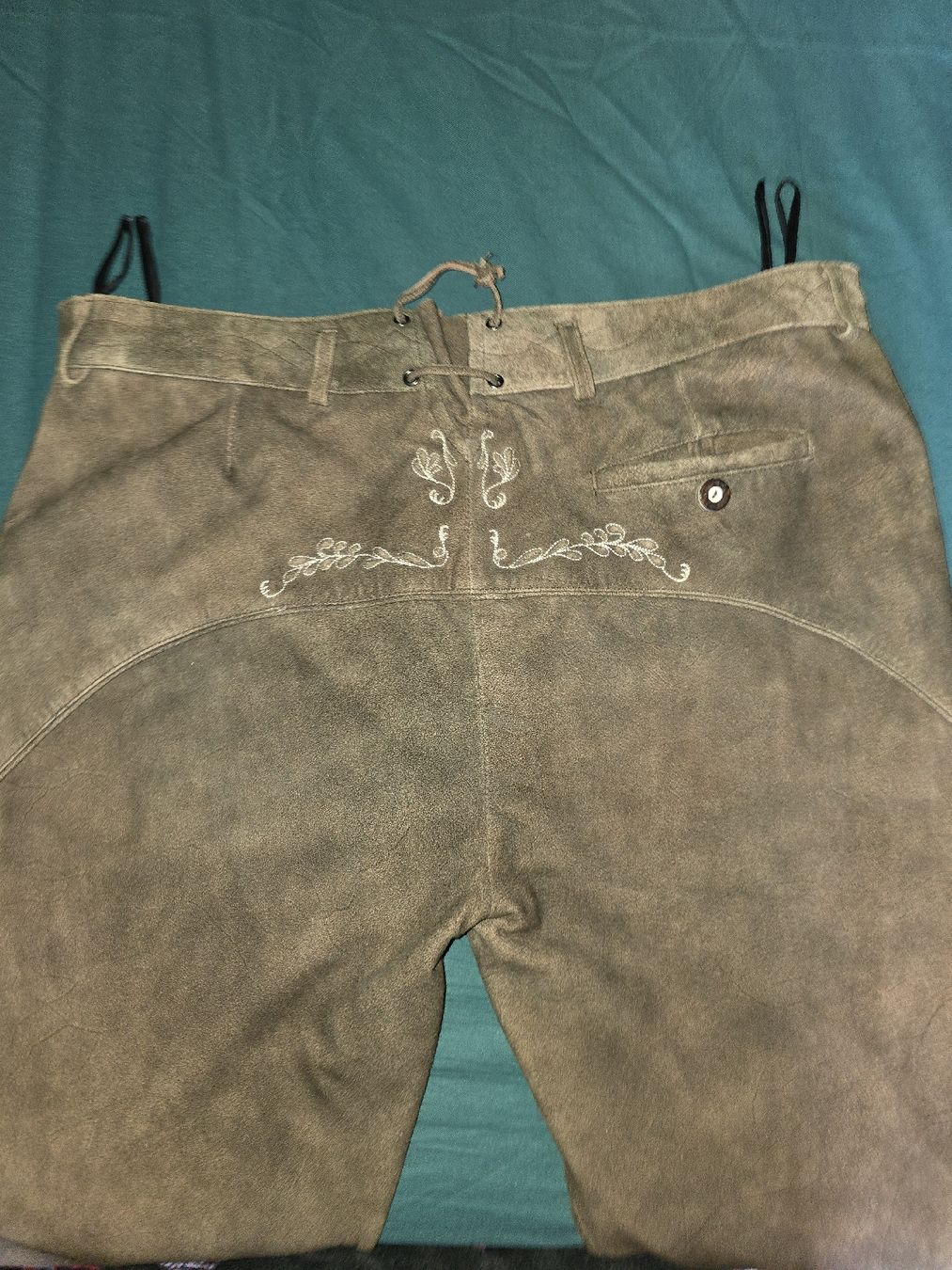 Pantaloni: Pantalone uomo vera pelle – Nuovo (secondo la descrizione) da calpiogna venduto da dadalter 1