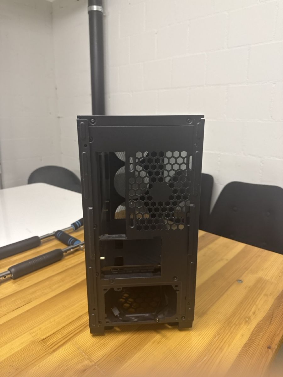 Gehäuse: PC Case bon CSL – Gebraucht aus Würenlingen von Viktor18 5