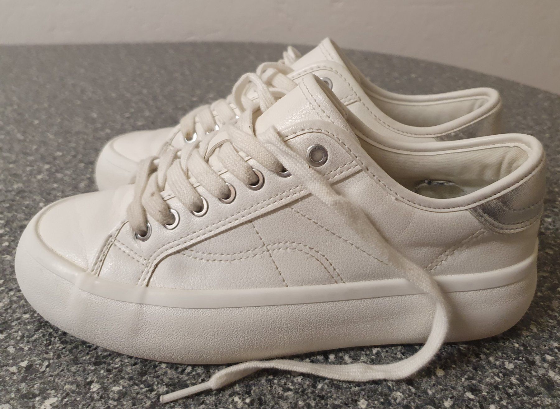 Zara Scarpe da donna: Zara Platform Sneaker, Top-Zustand, Gr. 36 – Usato da Birmenstorf AG venduto da tritonius