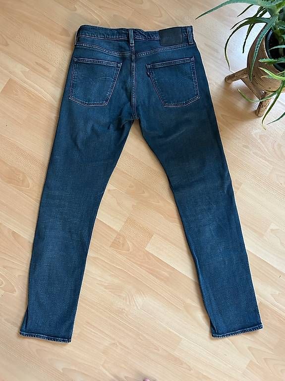 Levi's Jeans: Jeans Levis 511 Slim Grösse: W32,L34 – Usato da Niederglatt ZH venduto da Julia_4 2