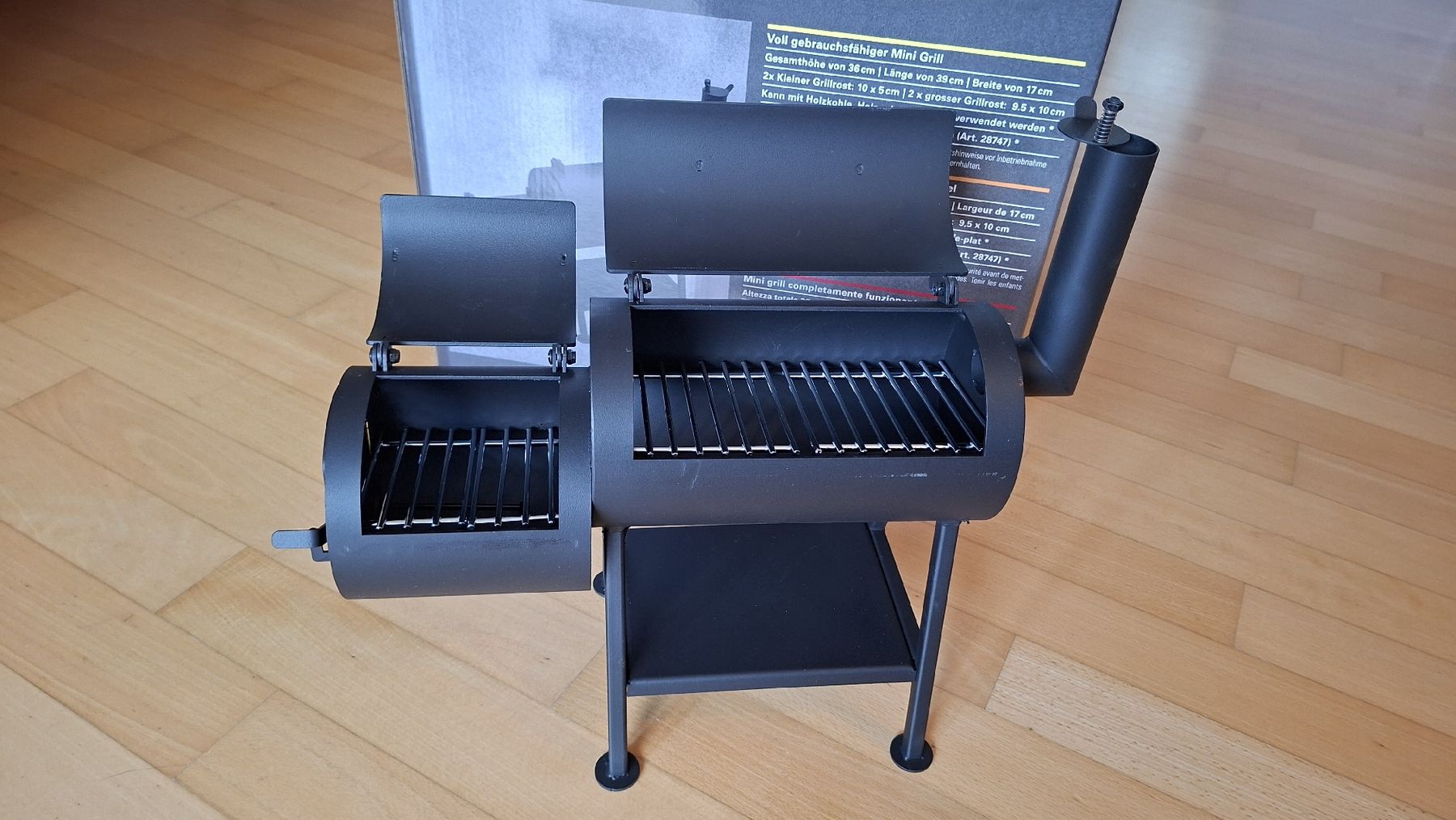 Texas Ranger Grills: Smoker Texas Ranger mini, 39cm lang, 3.4 Kilo – Neu (gemäss Beschreibung) aus Wichtrach von AirReto 1