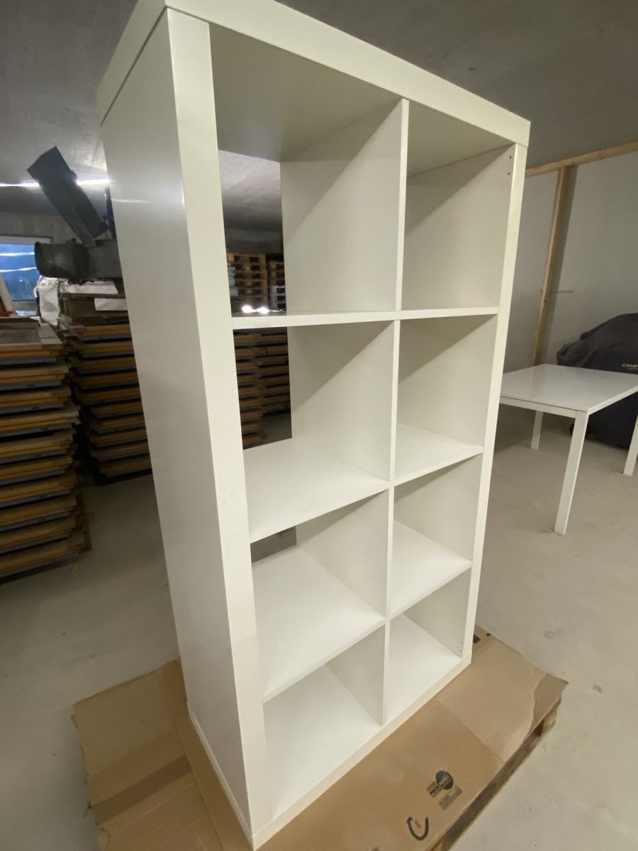 Regale: Bücherregal weiss 150x79x39cm – Gebraucht aus Seewen SZ von shaky01 1