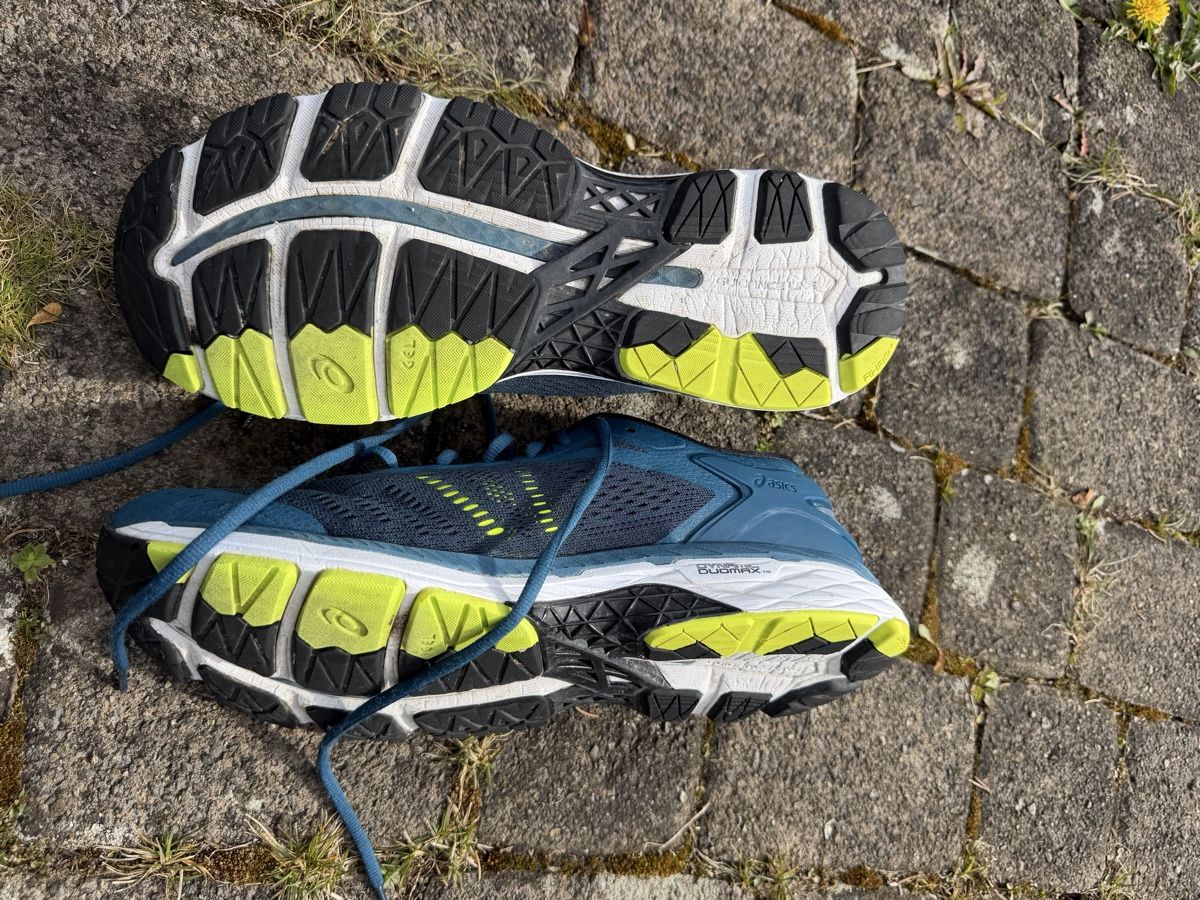 Asics Scarpe da uomo: Asics Gel Kayano 24 Grösse 45 – Usato da Effretikon venduto da Saendu24 3