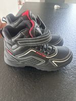 Kinder Schuhe Grösse 25 schwarz guter Zustand
