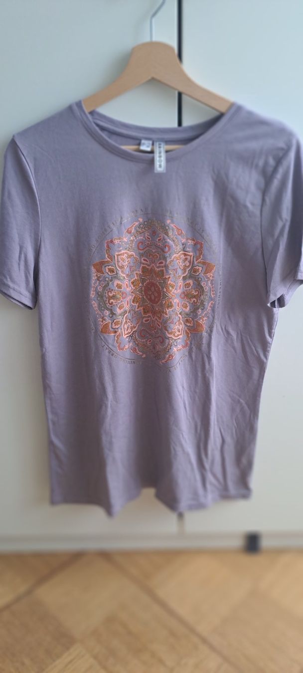 T-shirt: T-Shirt – Usato da Kehrsatz venduto da bri_vpf2