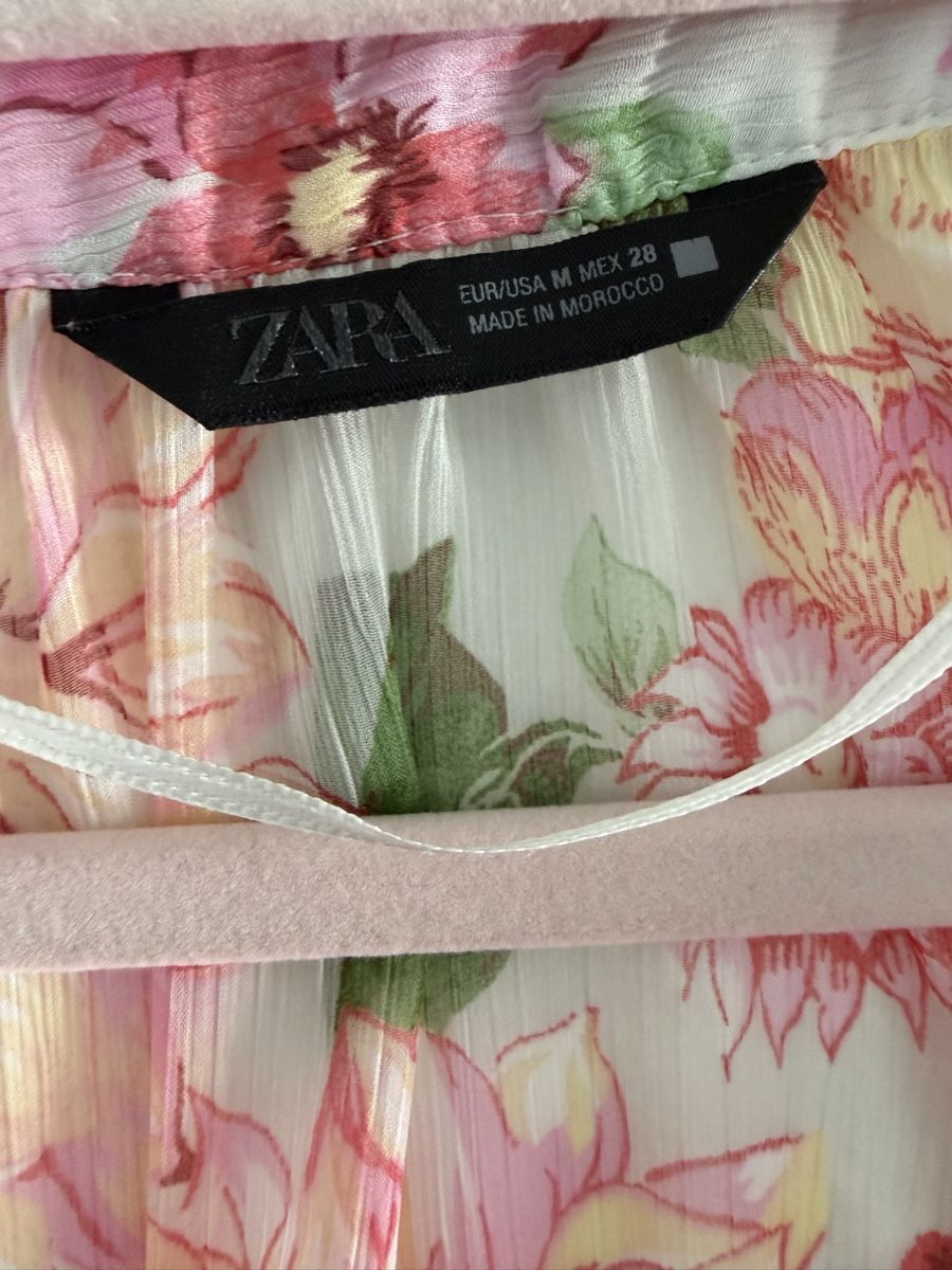 Zara Blusen: Zara Bluse Blumenmuster Grösse M neuwertig – Neu (gemäss Beschreibung) aus Paradiso von ksh_b5nb 2