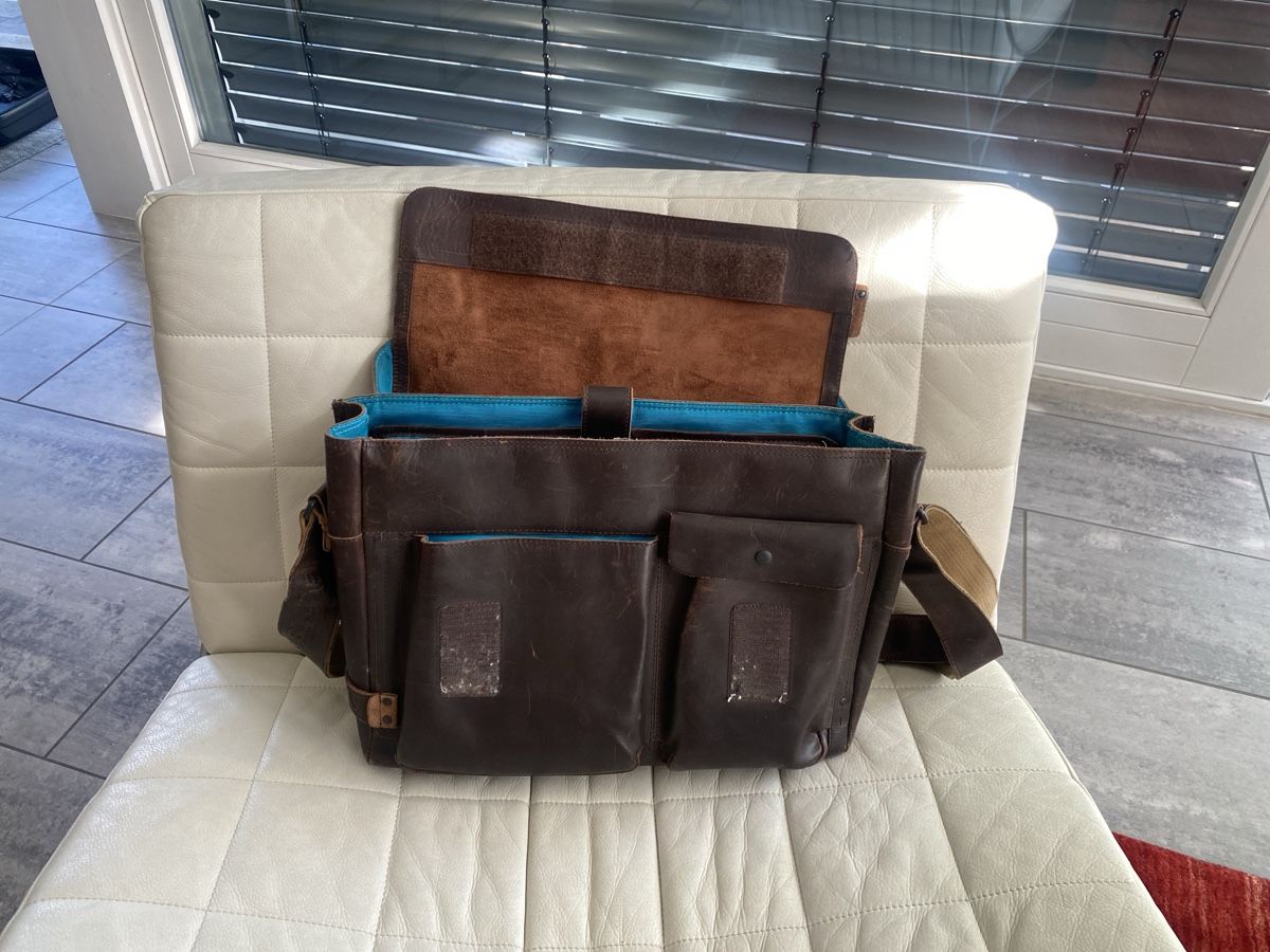 Borse: aunts & uncles ledertasche – Usato da Sargans venduto da Nikelmaker 3