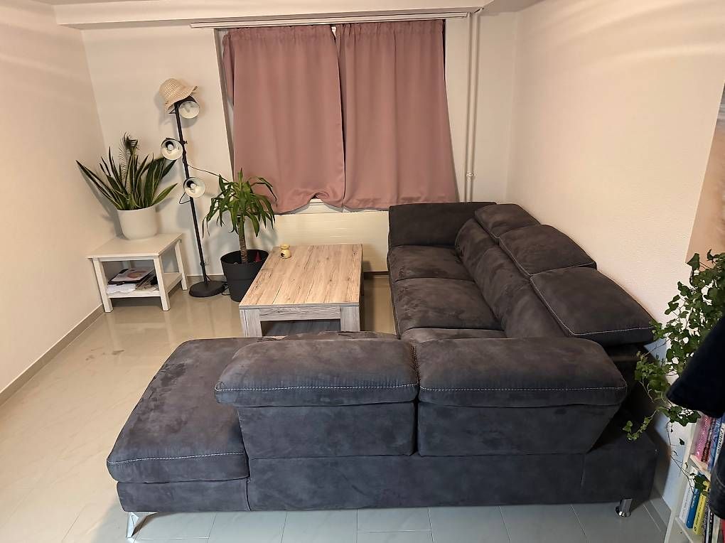 Sofas: Ecksofa mit elektrische Relax Funktion – Gebraucht aus Schaffhausen von ade_hms6 3