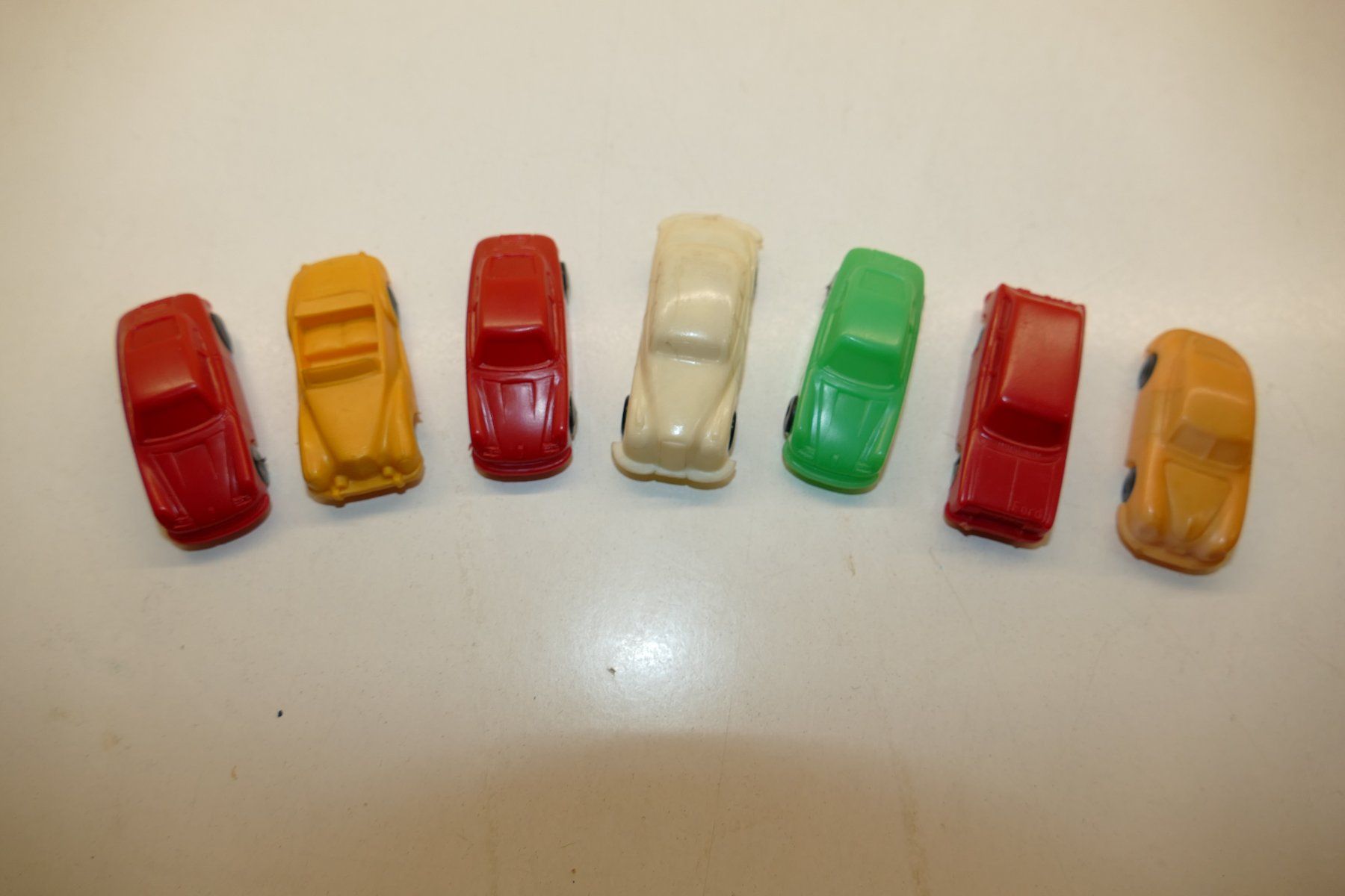 Spielzeuge: 7xPlastik Spielzeugautos Einheit 1 – Gebraucht aus Niederhasli von rail-duerst 1