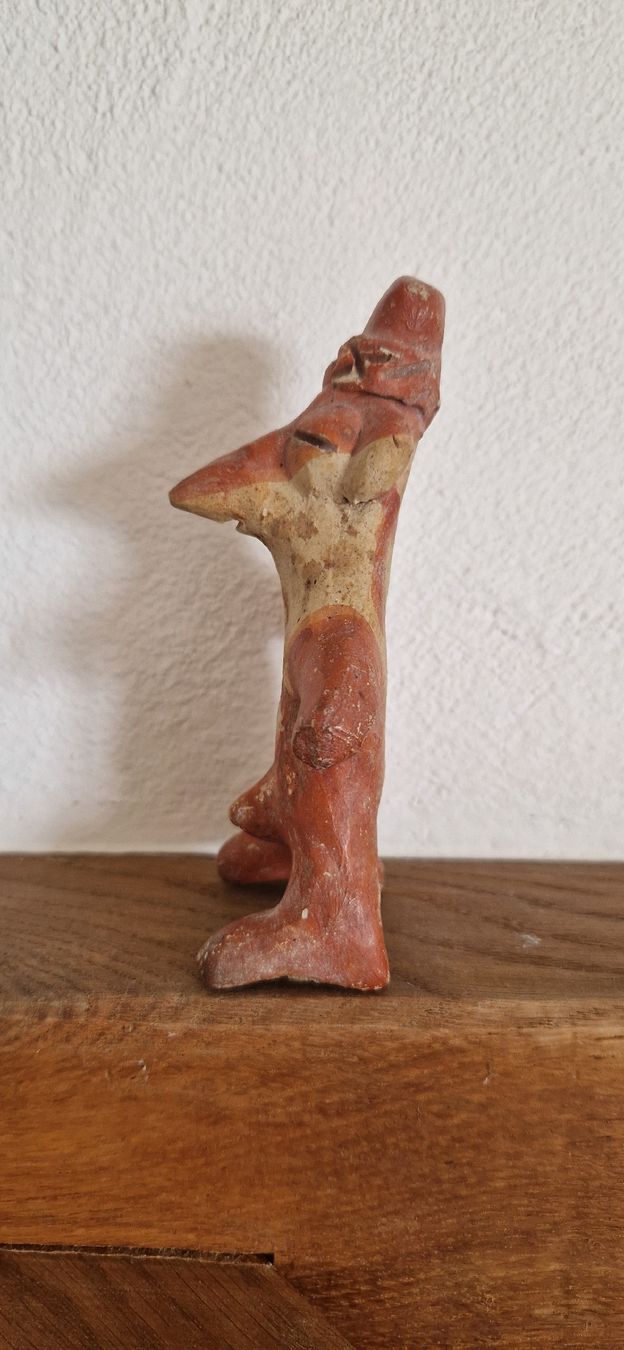 Statuette: Antike Tonfigur, handgefertigt – Usato da Warth venduto da cats90 1