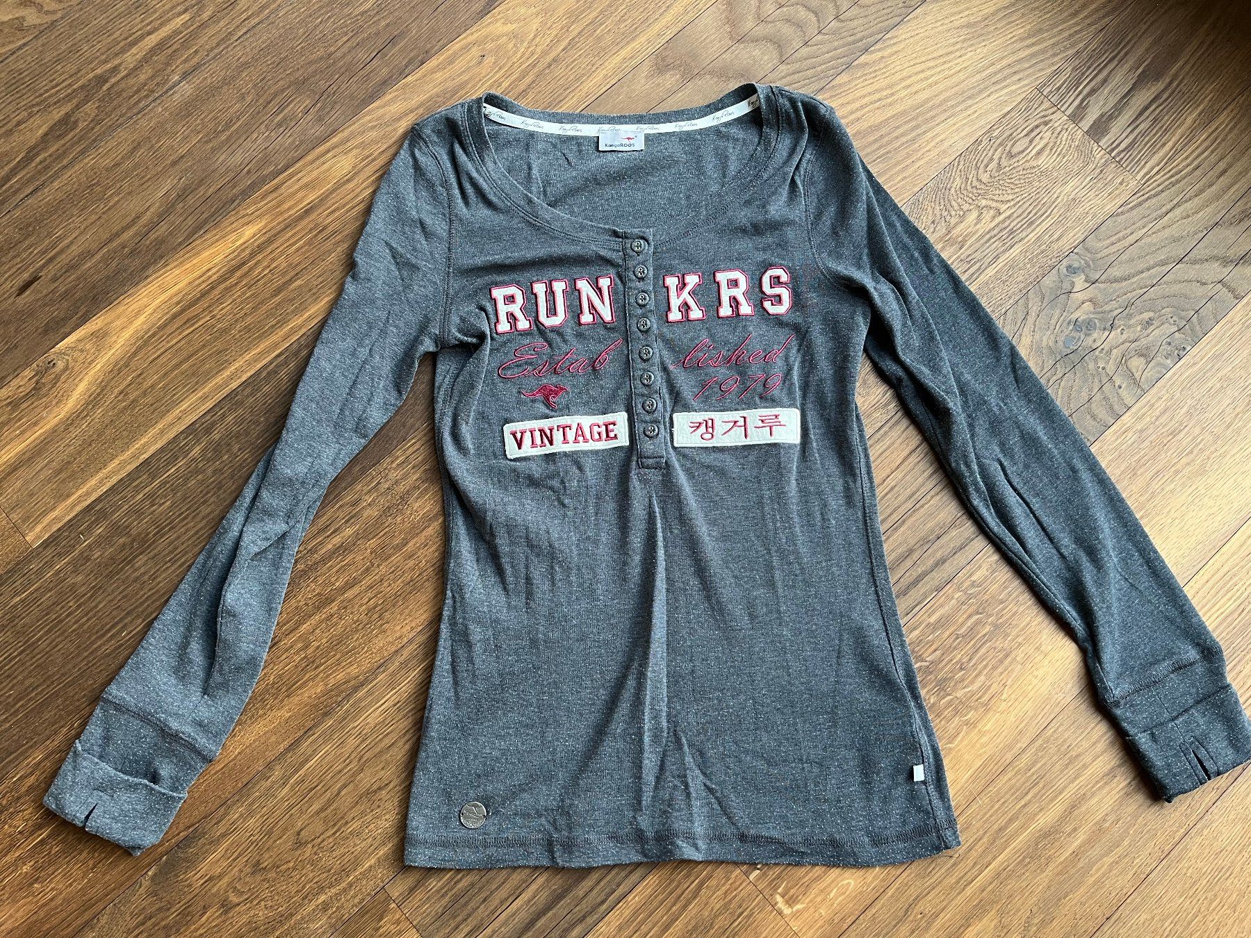 T-Shirts: Shirt Longsleeve Pulli KangaRoos S (36 / 38) – Gebraucht aus Affoltern am Albis von Blackrhythm 2