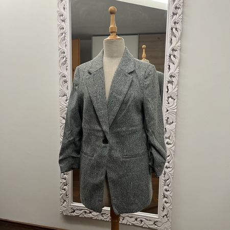 Grauen Blazer