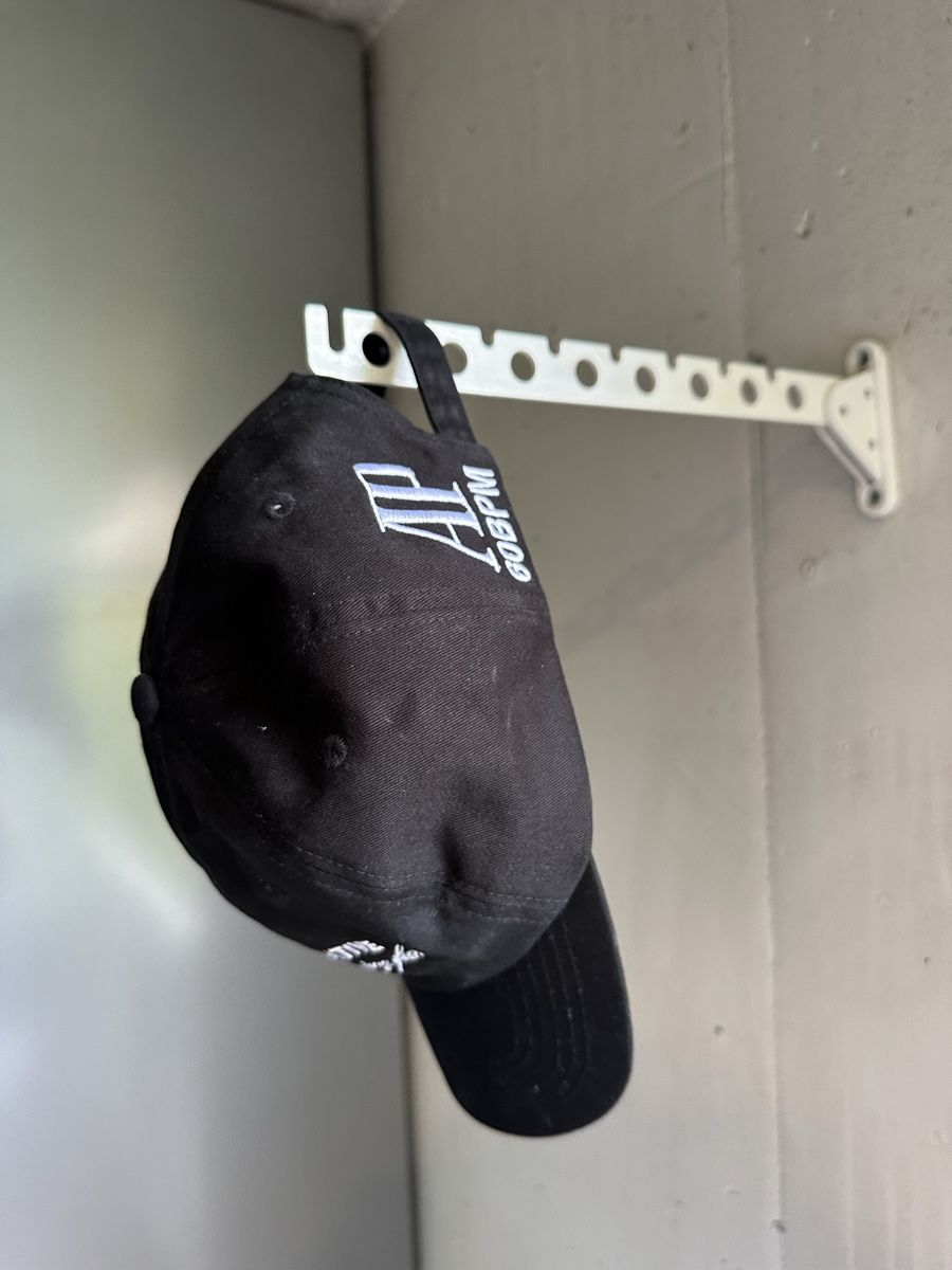 Audemars Piguet Copricapi, berretti & cappellini: Audemars Piguet x Keinemusik Cap – Usato da Birmensdorf ZH venduto da gradagram 1
