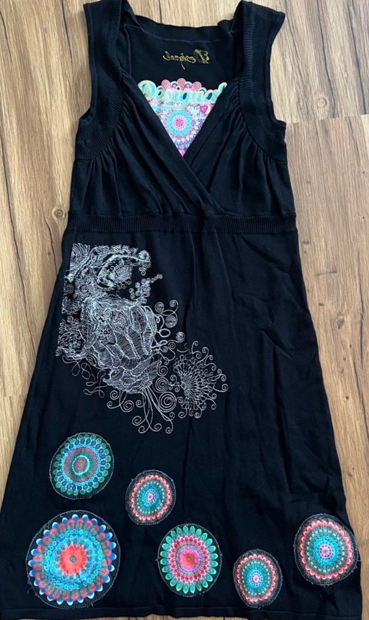 Desigual Kleider: Robe Desigual taille S – Neu (gemäss Beschreibung) aus Dombresson von feline_ne 3