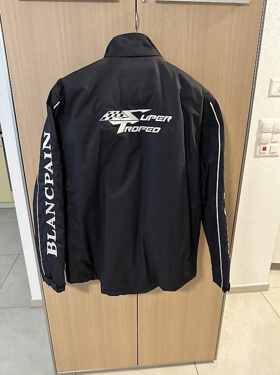 Jacken: Lamborghini Super Trofeo Winterjacke schwarz Grösse L – Gebraucht aus Pfäffikon SZ von Roccobeiricardo 1