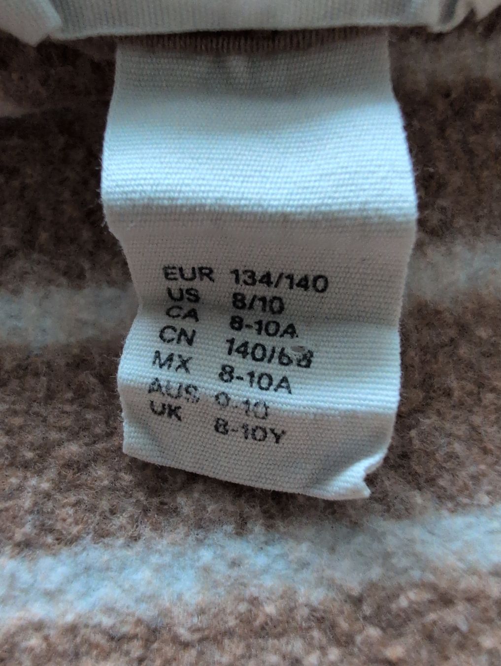 H&M Maglioni & Felpe: Kapuzenpullover gestreift braun/hellblau Grösse 134/140  – Usato da Schwerzenbach venduto da _charme_ 3
