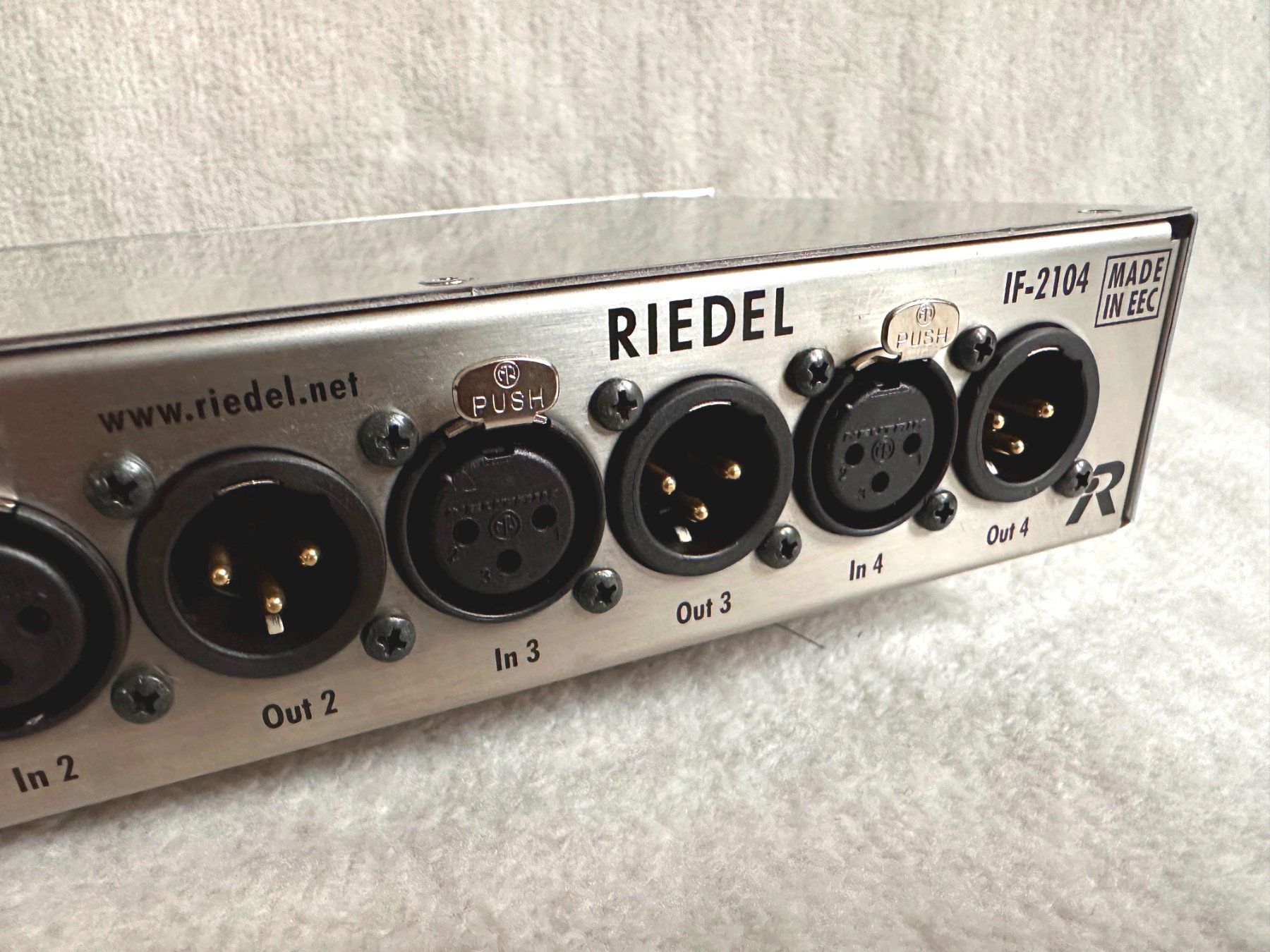 Mischpulte: Riedel IF-2104 4ch 2/4-wire interface partyline intercom no2 – Gebraucht aus Zürich von Malco0 8