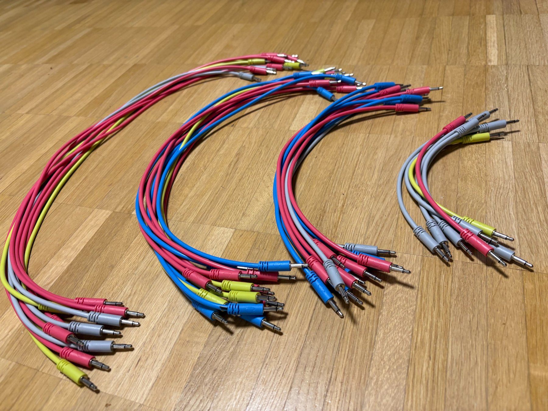 Musikinstrumente: Eurorack Patchkabel Set – Gebraucht aus Effingen von Andromeda74