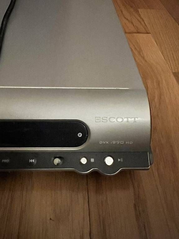 Sistemi audio & multimediali: Lecteur Scott DVD, DivX, Xvid – Usato da Genève venduto da Keune12 1