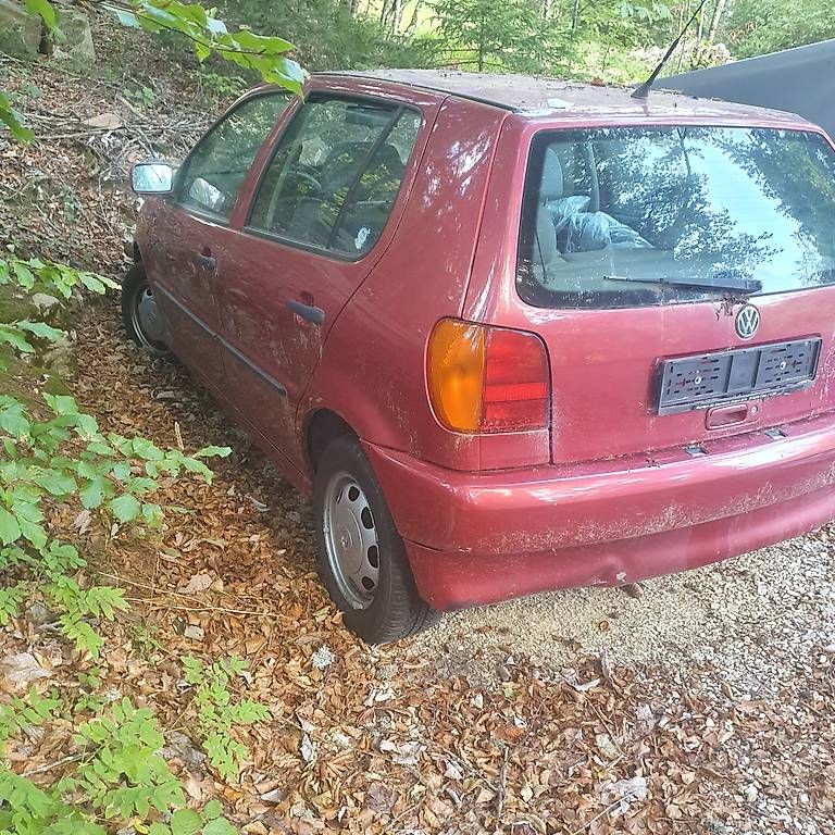 Automobili: Vw polo – Difettoso da Les Prés-d'Orvin venduto da Ablanc 2