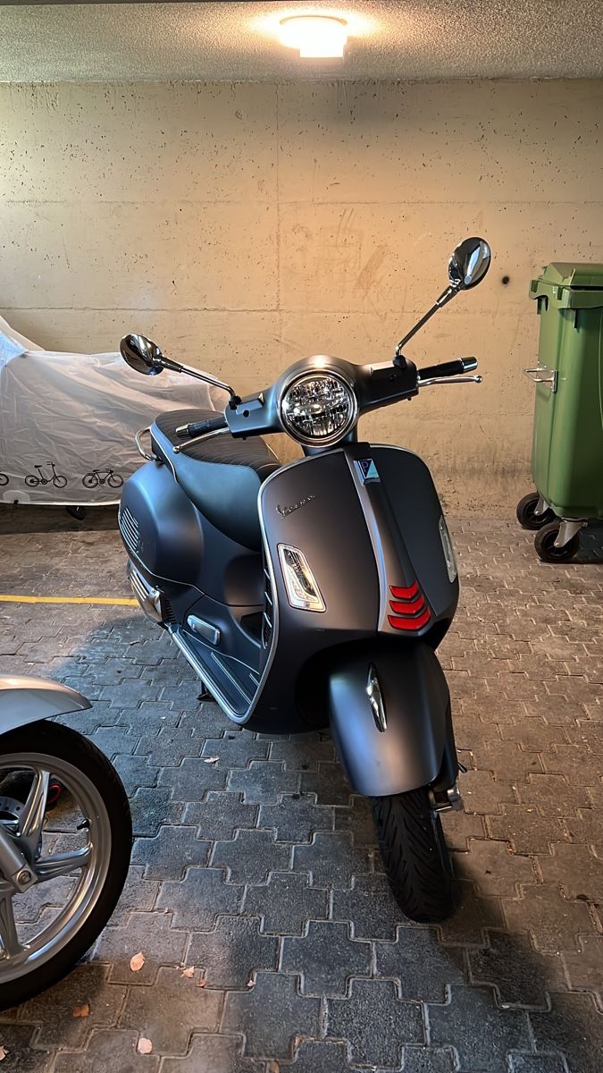 Piaggio Strada: Piaggio Vespa Gts125s – Usato da Glarus venduto da Yenko01 1