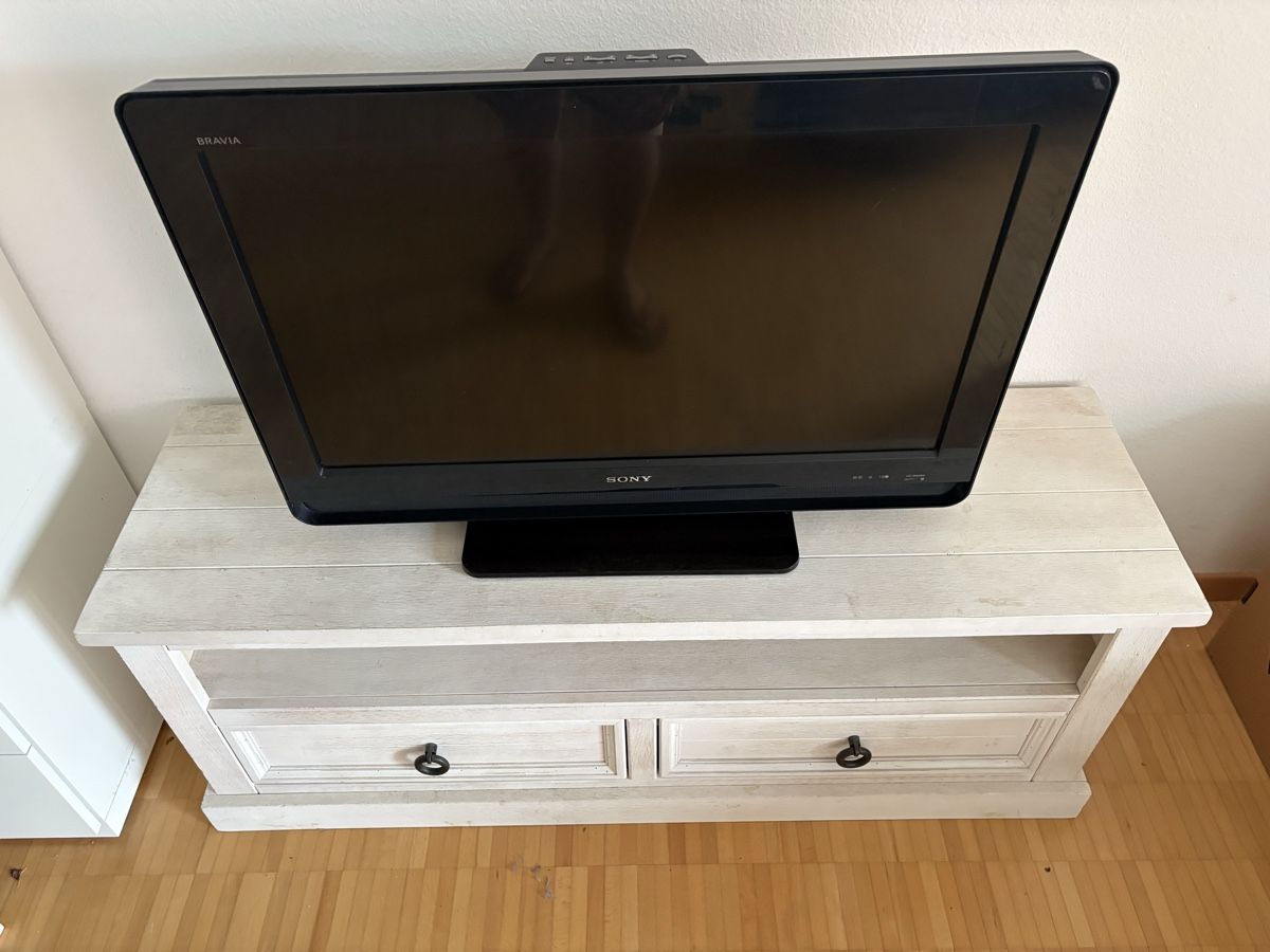 Mobili TV: TV Möbel Shabby Chic – Usato da Urdorf venduto da Theboxi 1