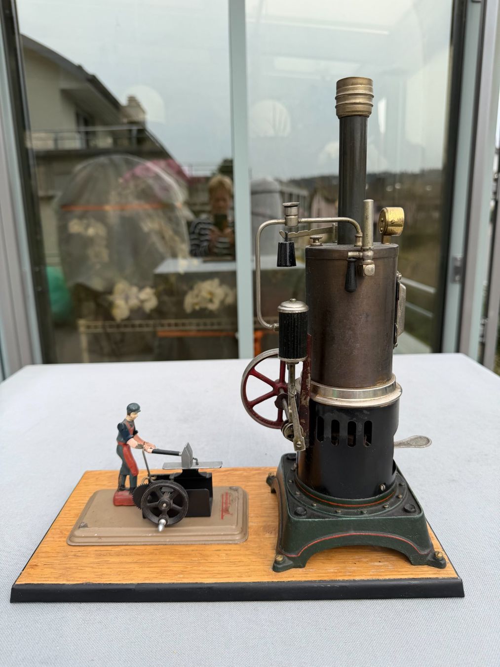 Spielzeuge: Stehende Dampfmaschine Doll 1920/30 – Gebraucht aus Frauenfeld von suiza55