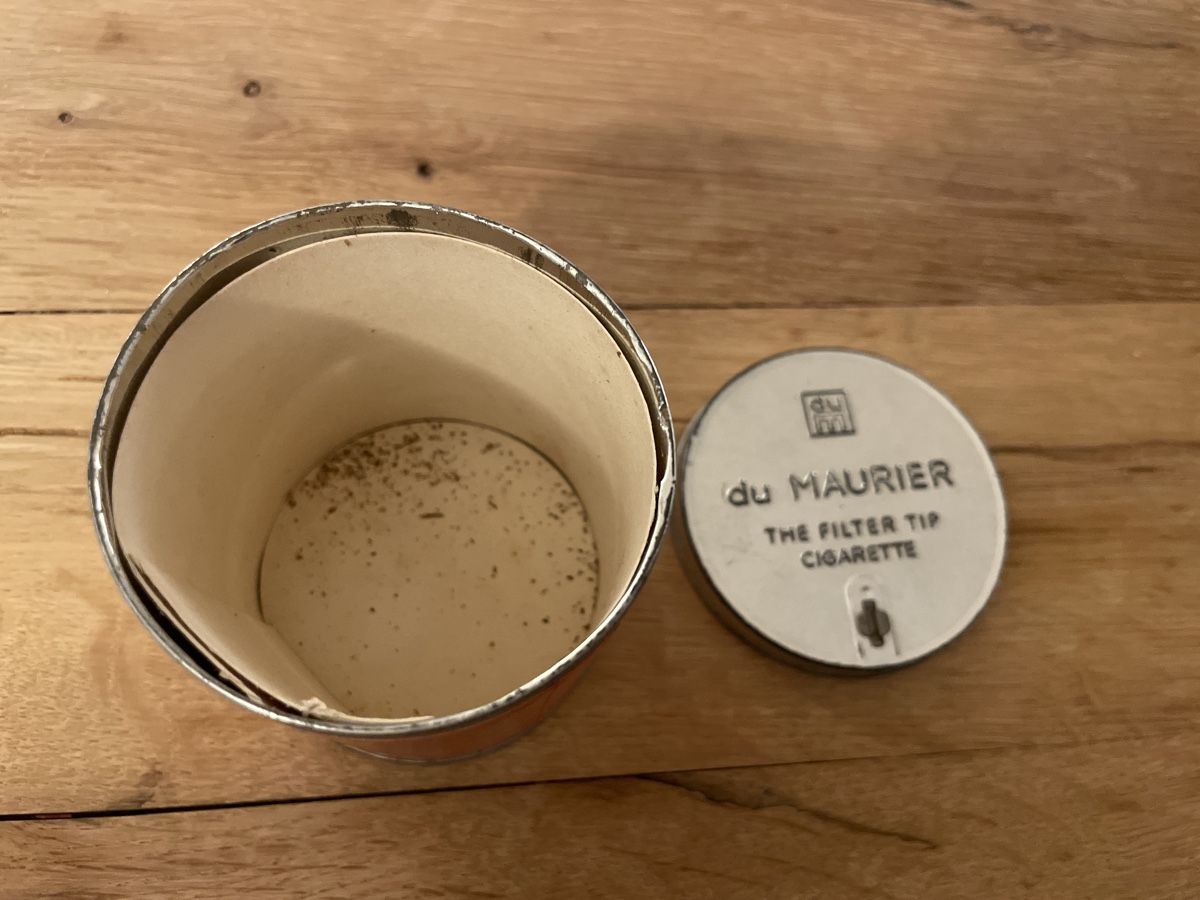 Barattoli: Seltene Zigaretten Blechdose du Maurier, rund – Usato da Winterthur venduto da cheerio97 6