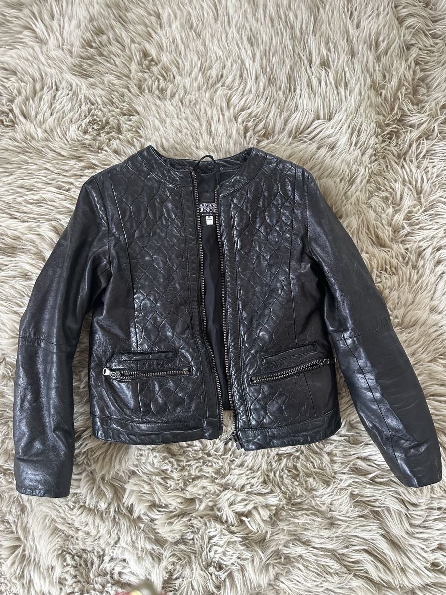 Armani Giacche & Cappotti: Armani Junior leather bomber jacket Sz 8A – Usato da Versoix venduto da oksabb