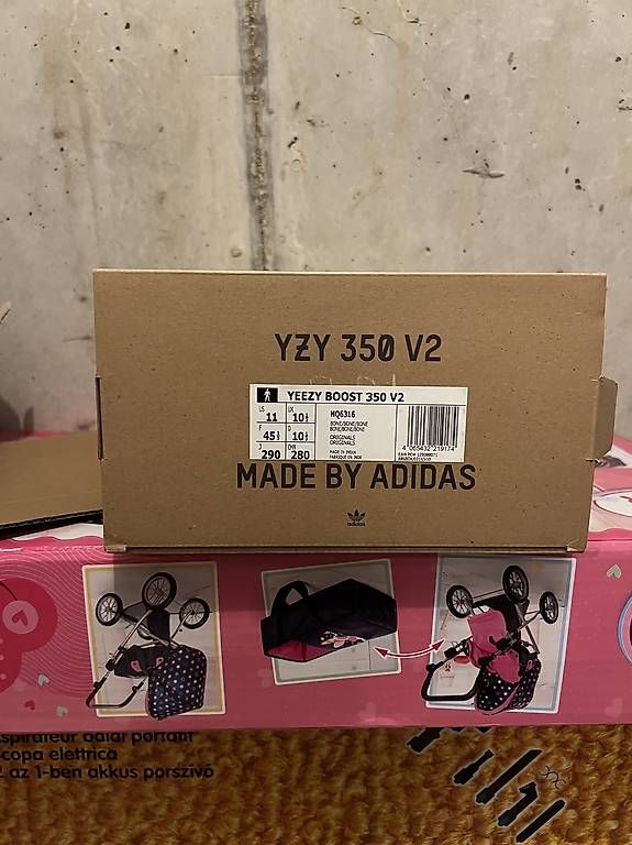 Scarpe da uomo: Yeezy 350 V2 – Usato da Zürich venduto da baj_7tbs 1