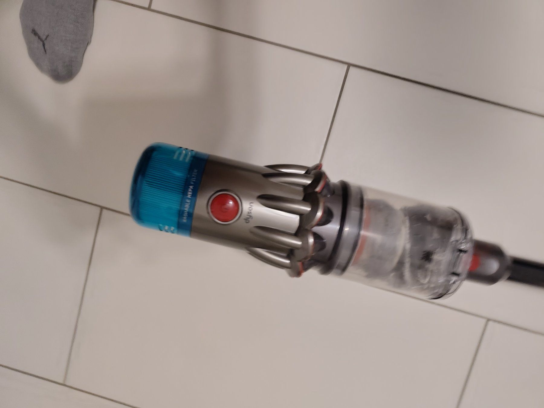 Dyson Aspirapolveri & Accessori: Dyson V12™ Origin – Usato da Fläsch venduto da Nicjan 1