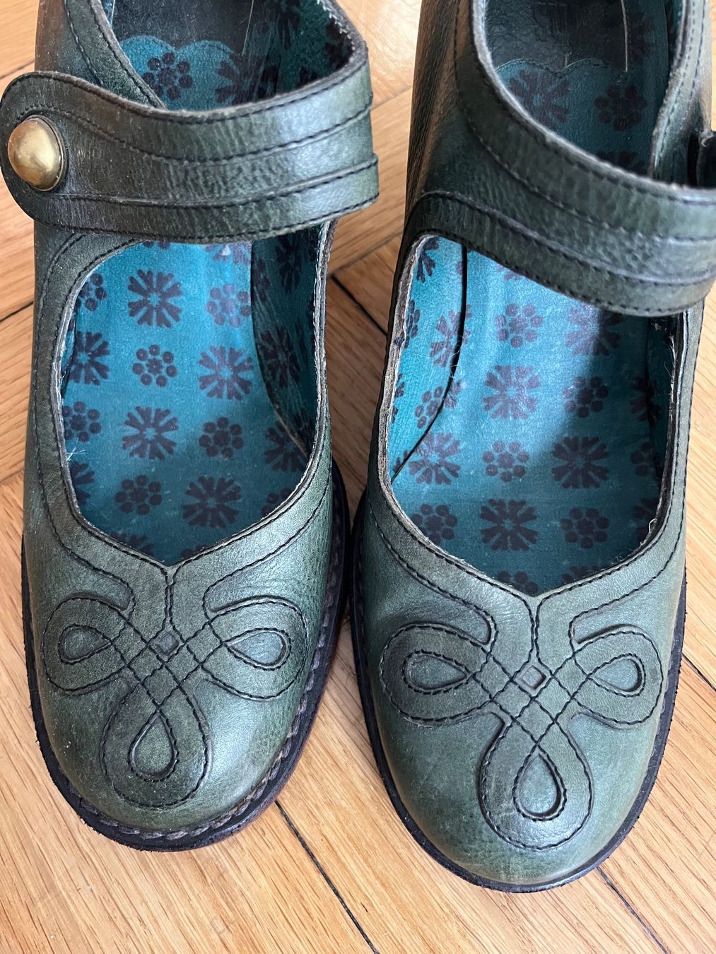 Scarpe da donna: Shoes Anna Sui size 38 – Usato da Chêne-Bougeries venduto da Seetooyoo