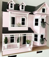 Beautiful Victorian doll House - traumhaftes Puppenhaus