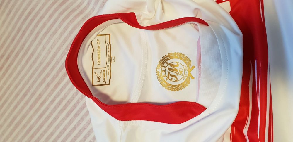 Maillots de corps & Pantalons: Jubiläumstrikot 90 Jahre Grenada CF – Neuf avec emballage d'origine à Glattbrugg par 88LupoAlberto67 1